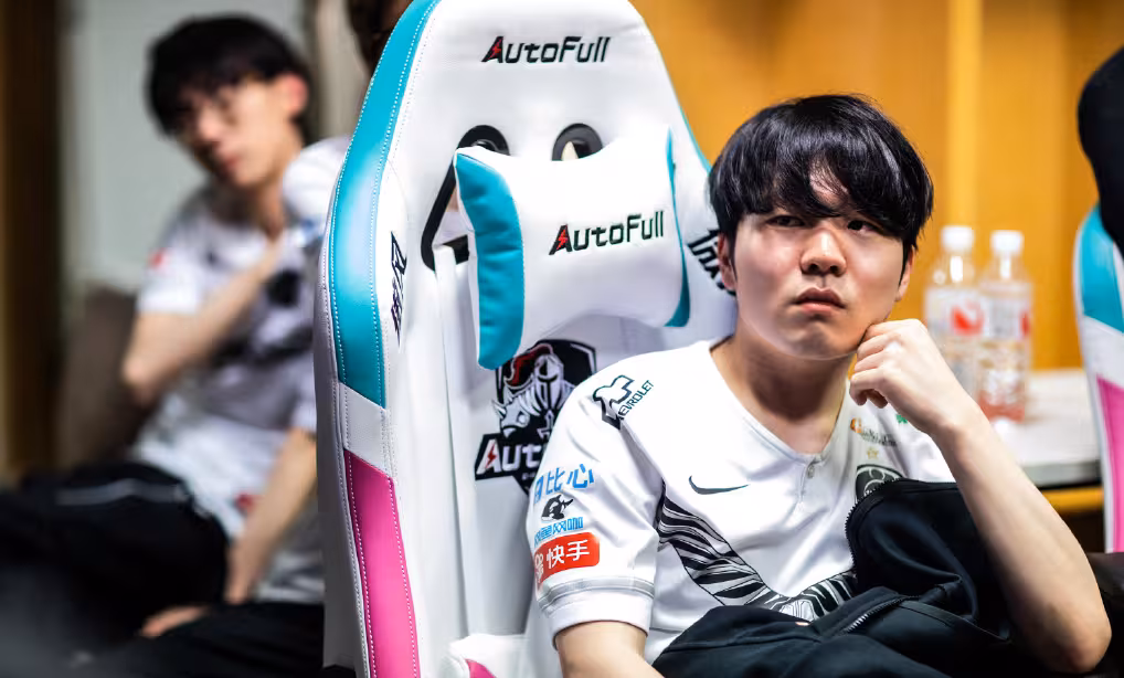 体育娱乐 -Rookie赛事官方发布高光表现新规，曼联争议不断！的简单介绍