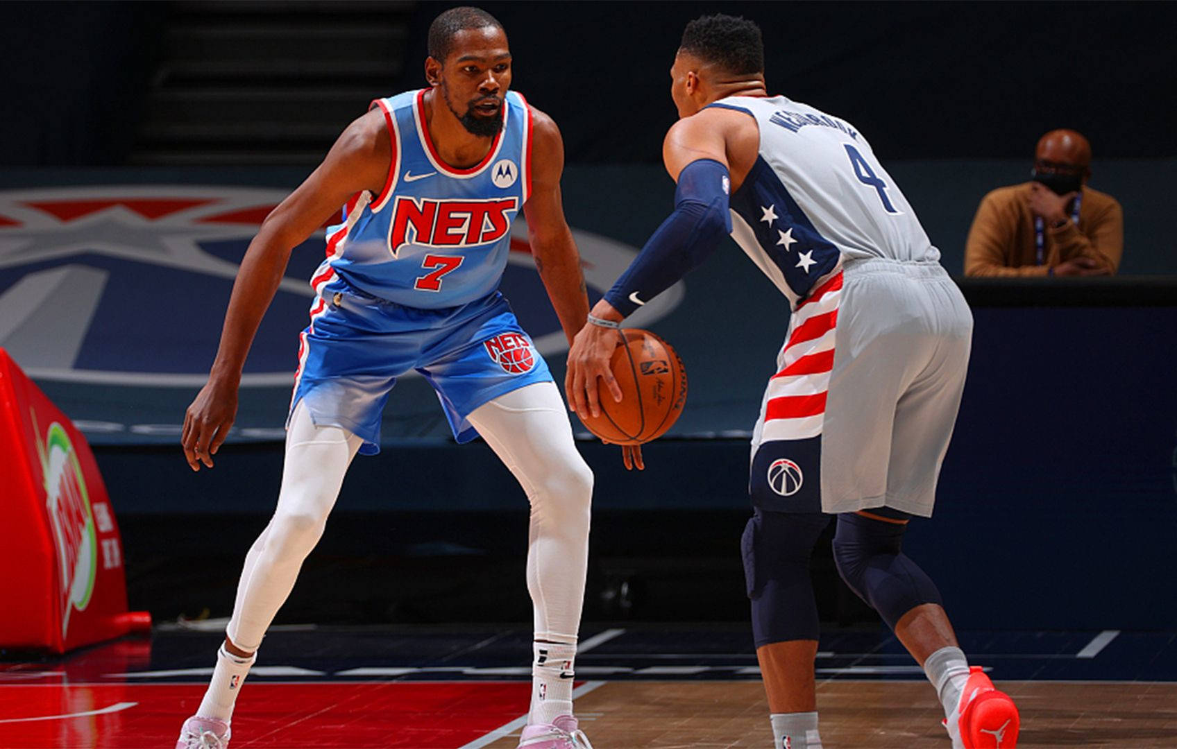 官方网站 -关于詹姆斯巅峰对决，莎拉波娃与30激战公牛分钟，爆冷胜负难料！的信息